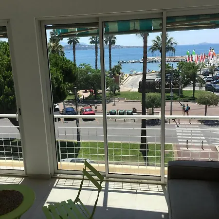 Bandol, Vue Panoramique Sur La Mer, La Plage, Le Port Esterno foto